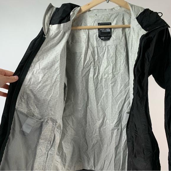 The North Face HyVent 2.5L Venture Black Rain Jacket Medium M - Picture 10 of 16